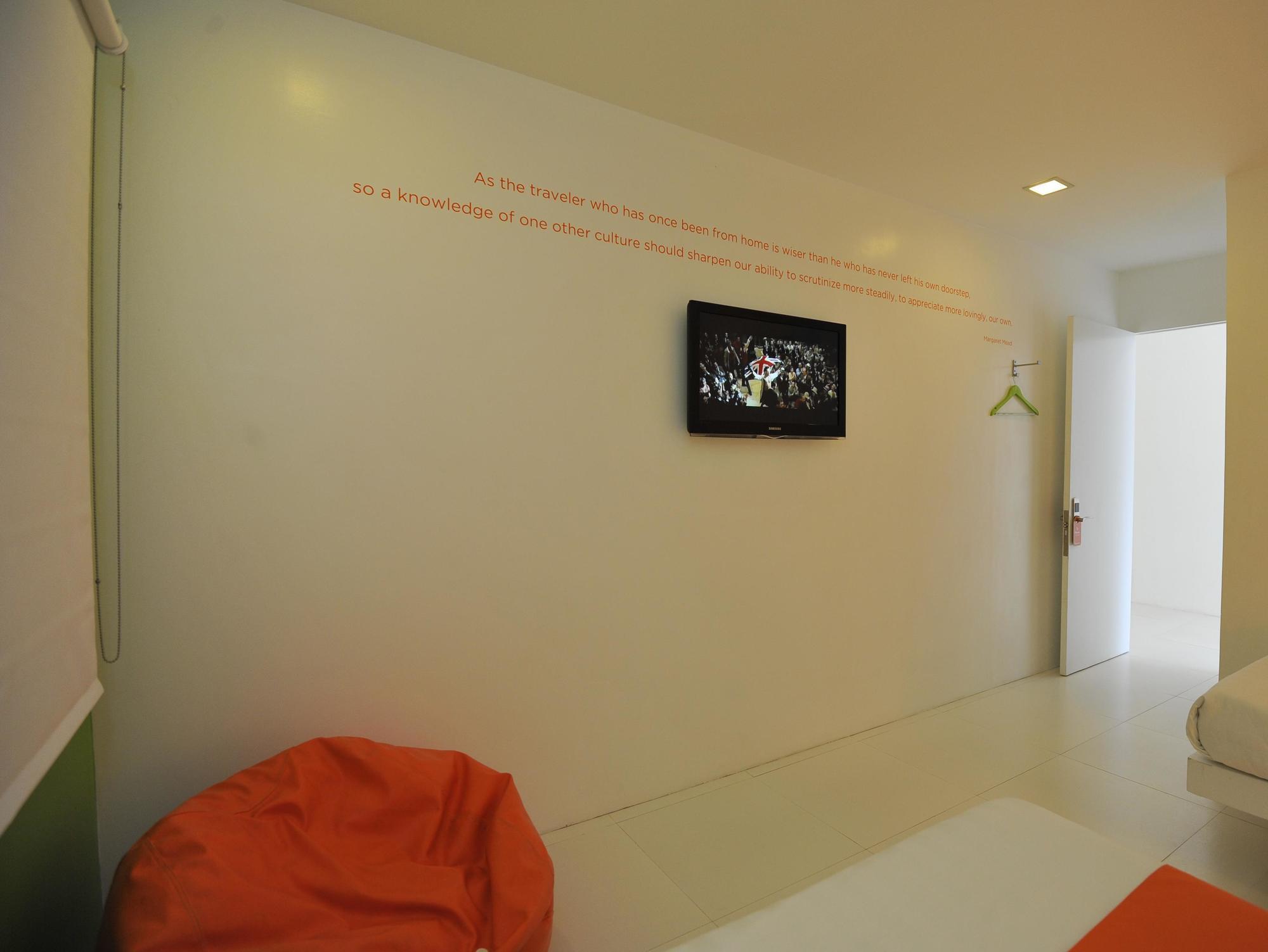 Islands Stay Hotels - Uptown Cebu Extérieur photo