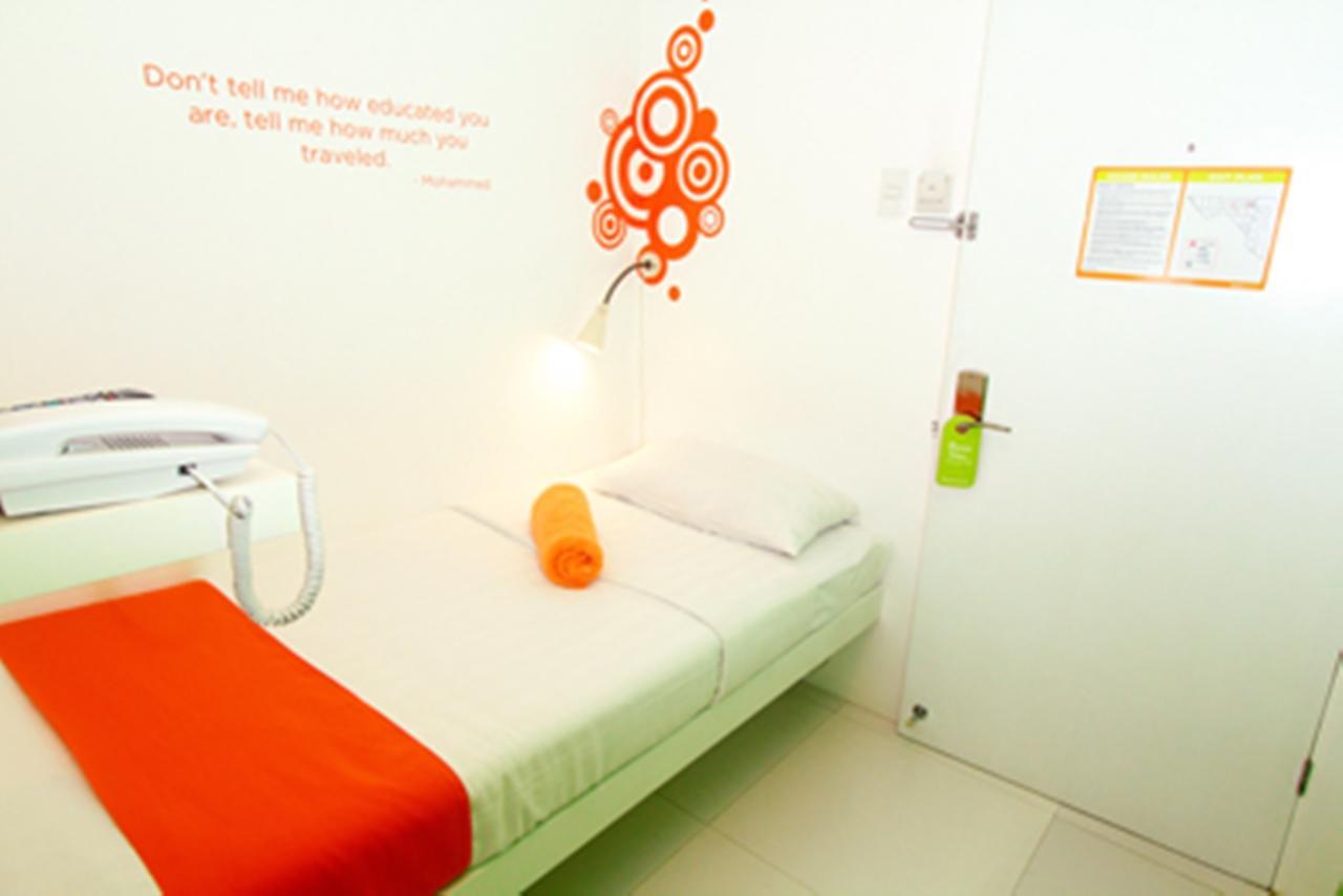 Islands Stay Hotels - Uptown Cebu Extérieur photo