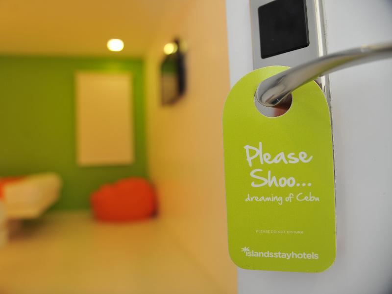 Islands Stay Hotels - Uptown Cebu Extérieur photo