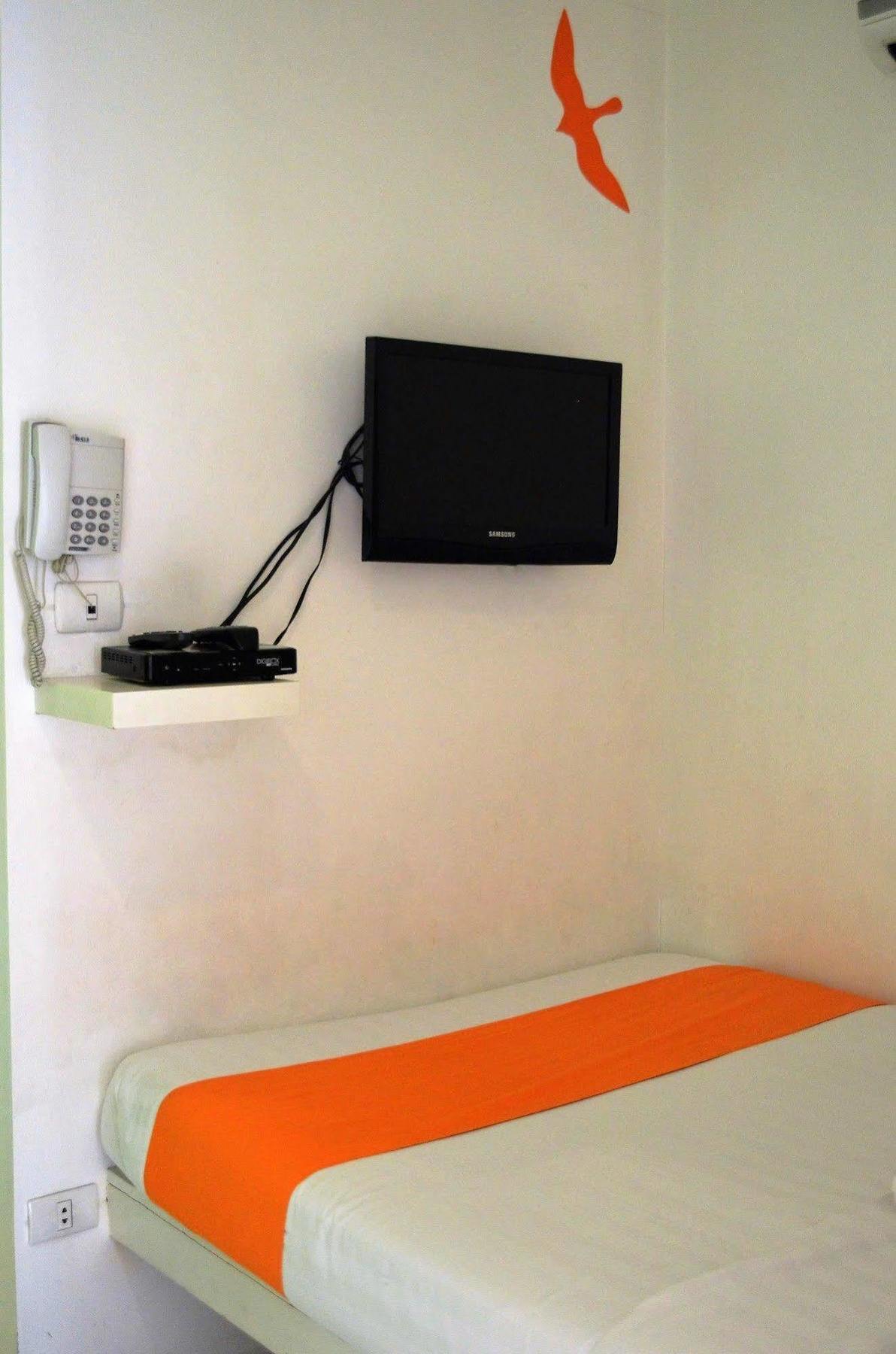 Islands Stay Hotels - Uptown Cebu Extérieur photo