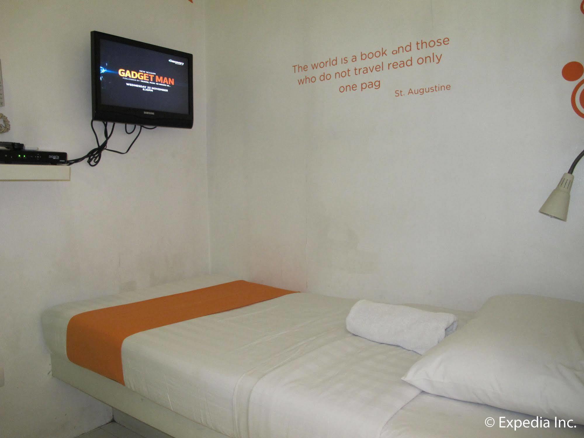 Islands Stay Hotels - Uptown Cebu Extérieur photo